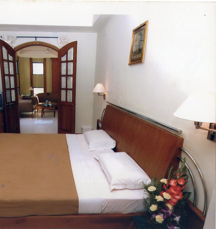 Hotel Planet Mount Chennai Extérieur photo